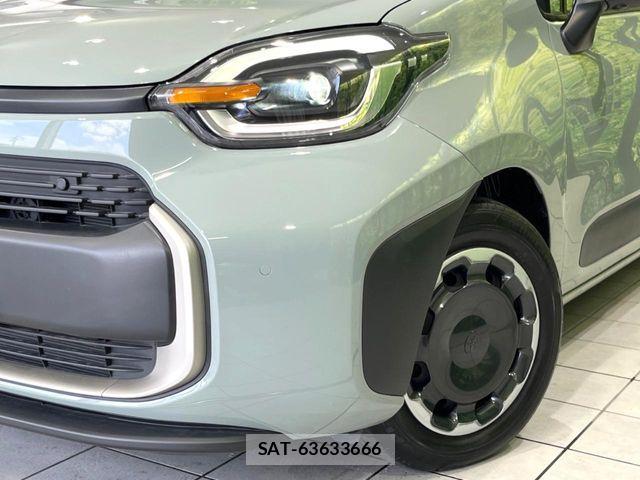 Toyota SIENTA 2024-05 8132385-12