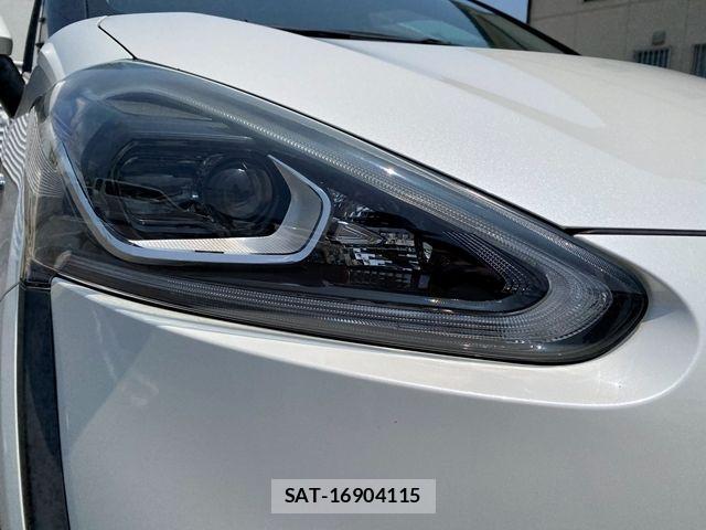 Toyota SIENTA 2015-09 8132402-24