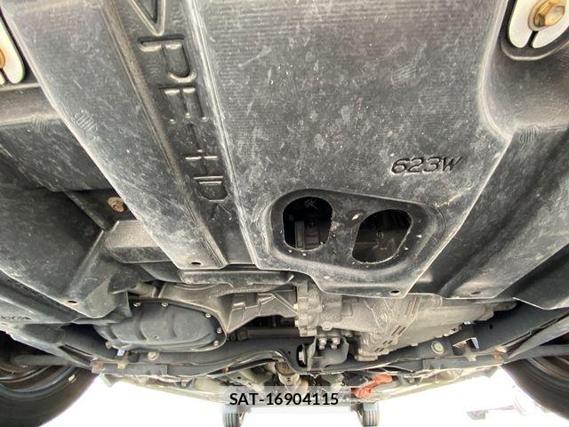 Toyota SIENTA 2015-09 8132402-27