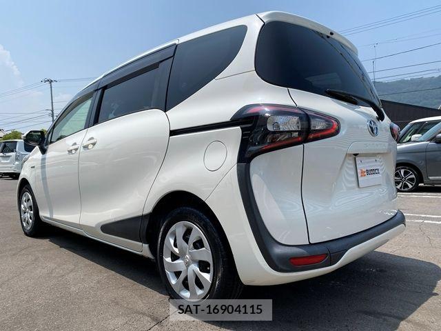 Toyota SIENTA 2015-09 8132402-8