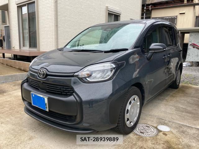 Toyota SIENTA 2023-11 8132396-0