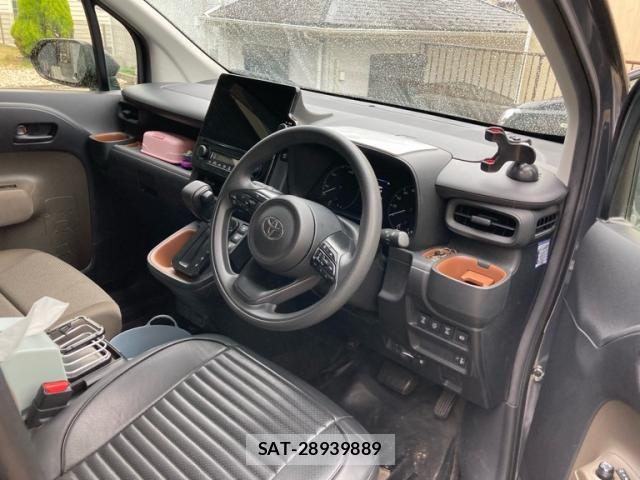 Toyota SIENTA 2023-11 8132396-10