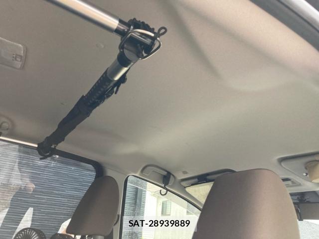 Toyota SIENTA 2023-11 8132396-13