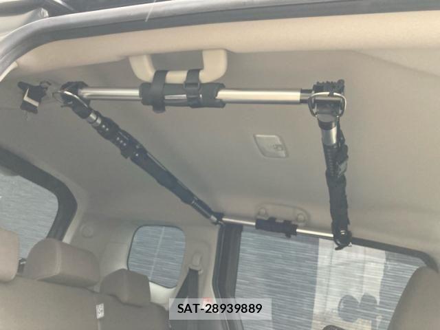 Toyota SIENTA 2023-11 8132396-14