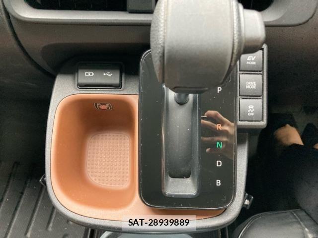 Toyota SIENTA 2023-11 8132396-23