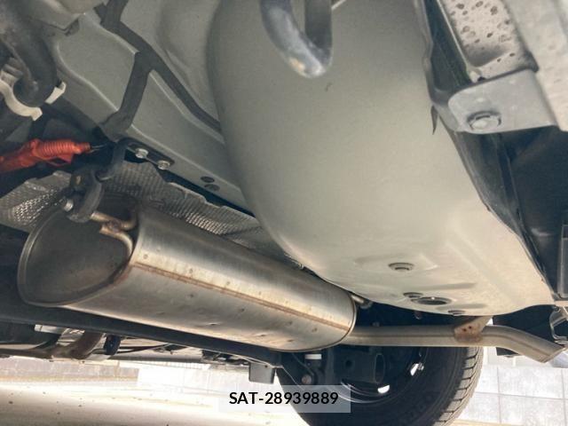 Toyota SIENTA 2023-11 8132396-8