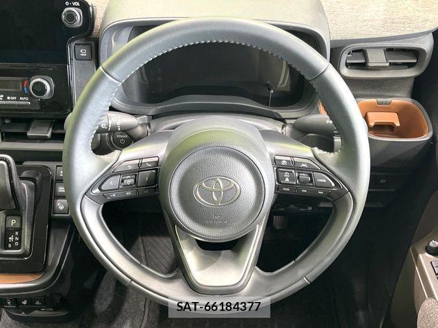 Toyota SIENTA 2024-09 8132384-11