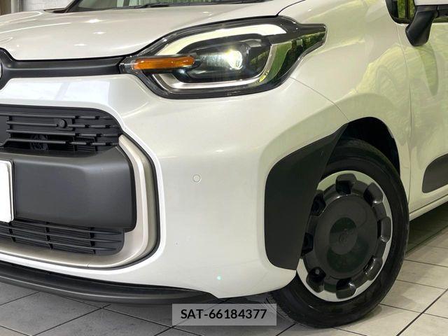 Toyota SIENTA 2024-09 8132384-12