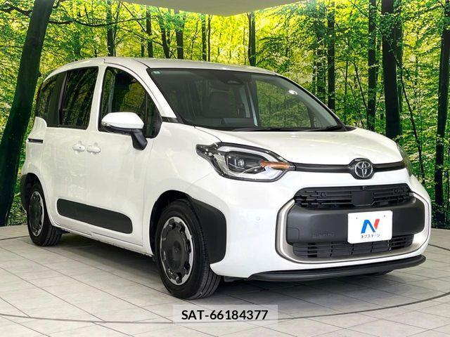 Toyota SIENTA 2024-09 8132384-16