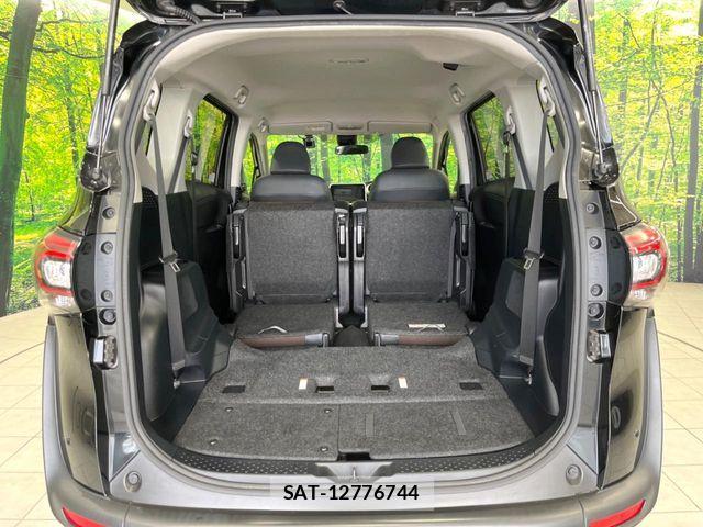 Toyota SIENTA 2021-08 8132399-10