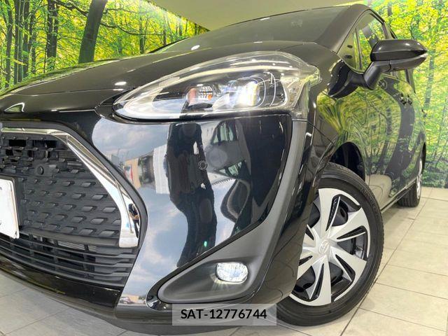Toyota SIENTA 2021-08 8132399-12