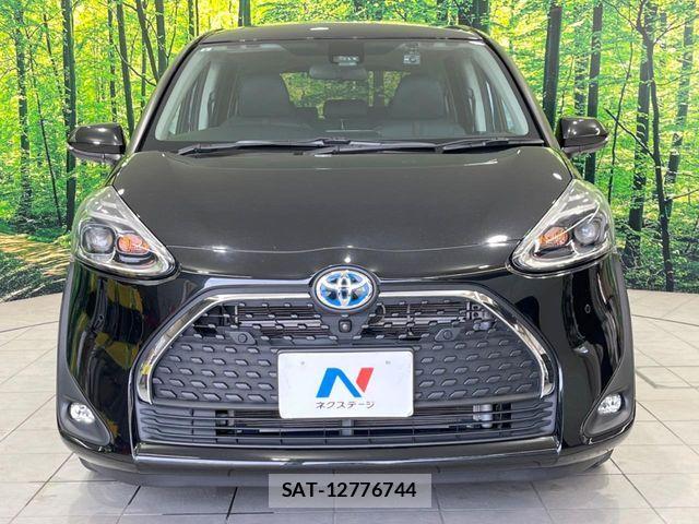 Toyota SIENTA 2021-08 8132399-14