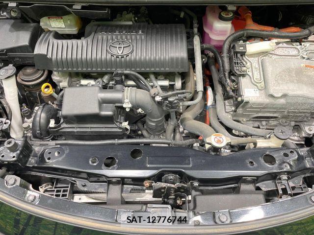 Toyota SIENTA 2021-08 8132399-17