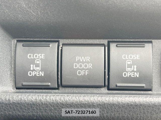 Toyota SIENTA 2023-06 8132391-5