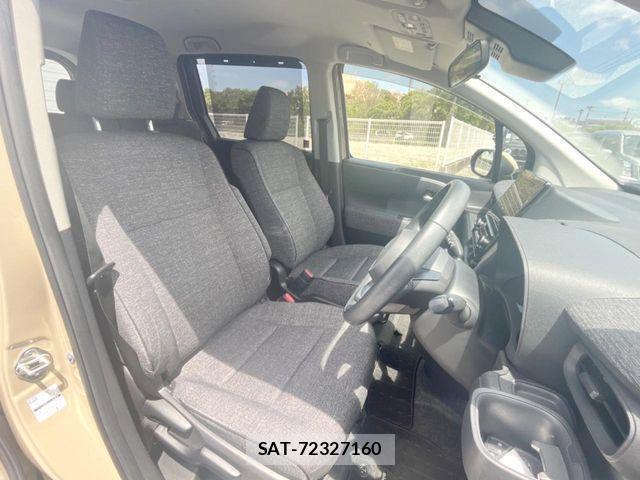 Toyota SIENTA 2023-06 8132391-8