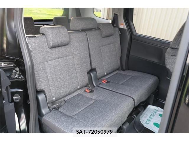 Toyota SIENTA 2025-02 8132379-13