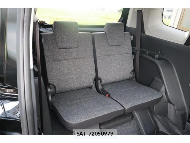 Toyota SIENTA 2025-02 8132379-14