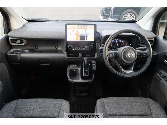 Toyota SIENTA 2025-02 8132379-1