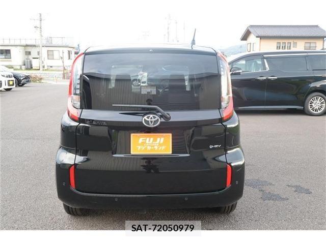 Toyota SIENTA 2025-02 8132379-19