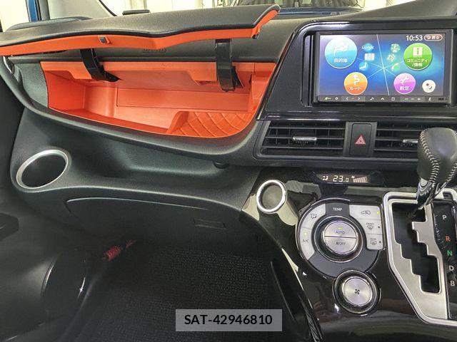 Toyota SIENTA 2016-12 8132401-11
