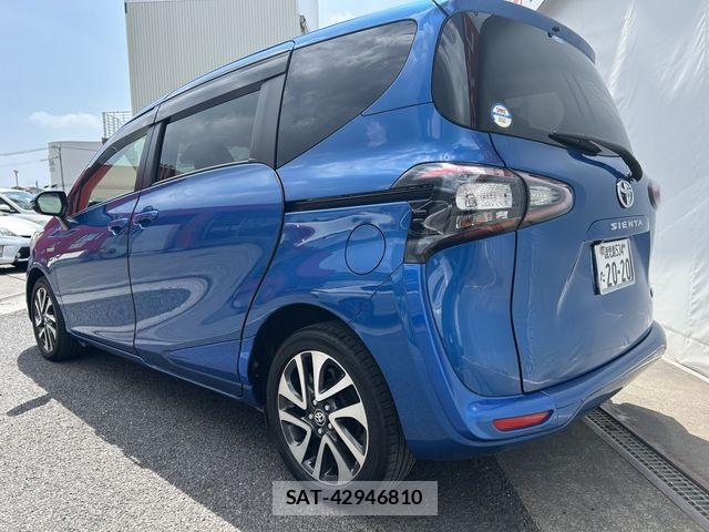 Toyota SIENTA 2016-12 8132401-2
