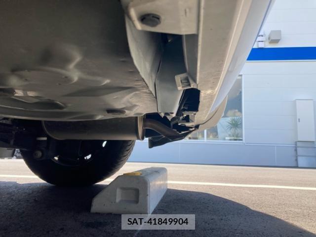 Toyota SIENTA 2021-09 8132398-14