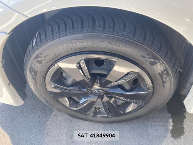 Toyota SIENTA 2021-09 8132398-6