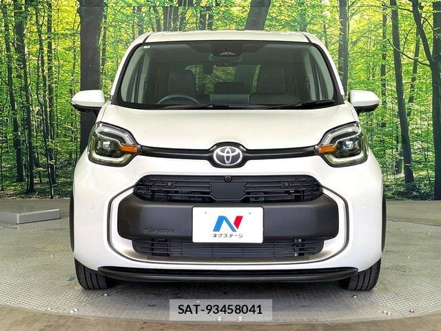 Toyota SIENTA 2025-06 8132382-13