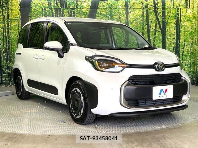 Toyota SIENTA 2025-06 8132382-15