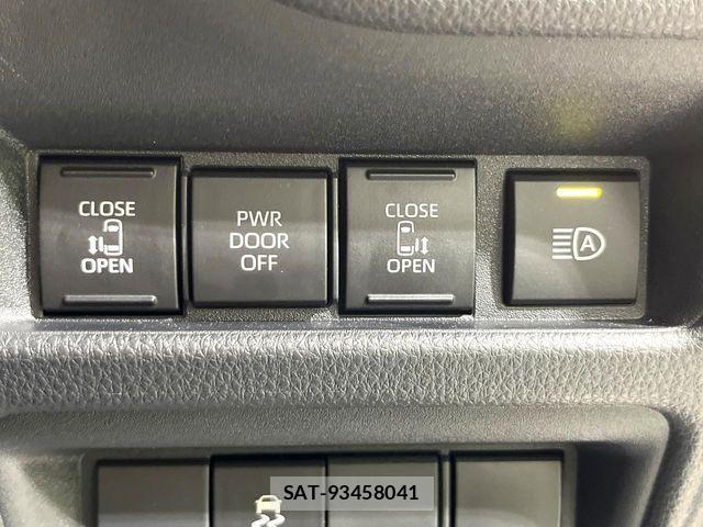 Toyota SIENTA 2025-06 8132382-5