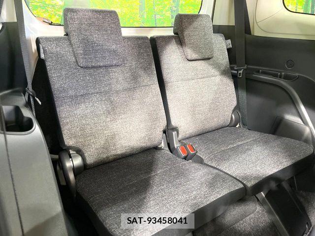Toyota SIENTA 2025-06 8132382-8