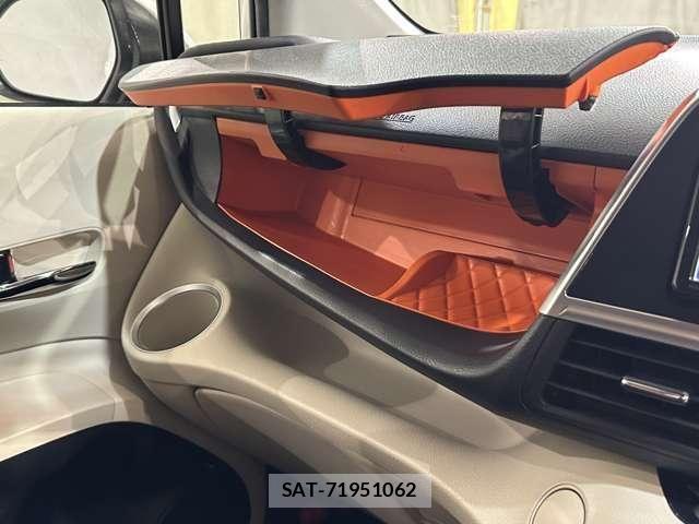 Toyota SIENTA 2017-02 8132400-26