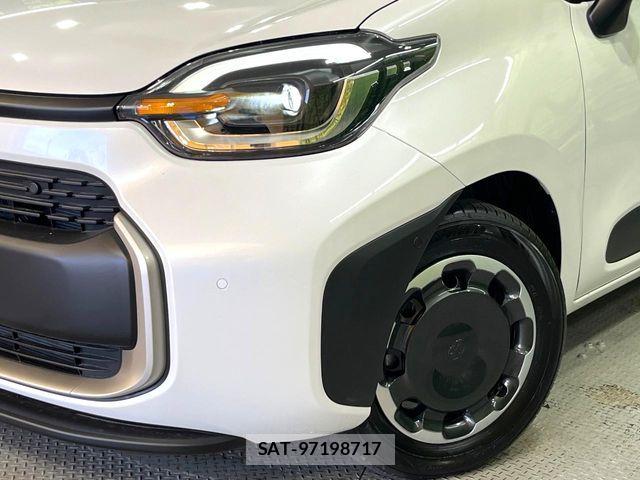 Toyota SIENTA 2026-04 8132372-11