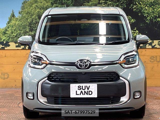 Toyota SIENTA 2023-08 8146686-13