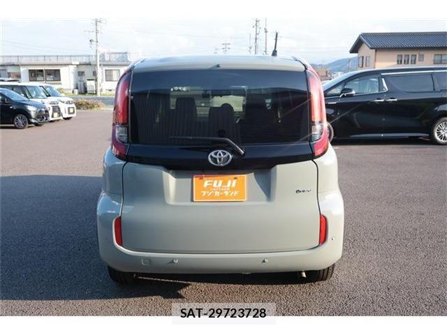 Toyota SIENTA 2025-02 8146684-17