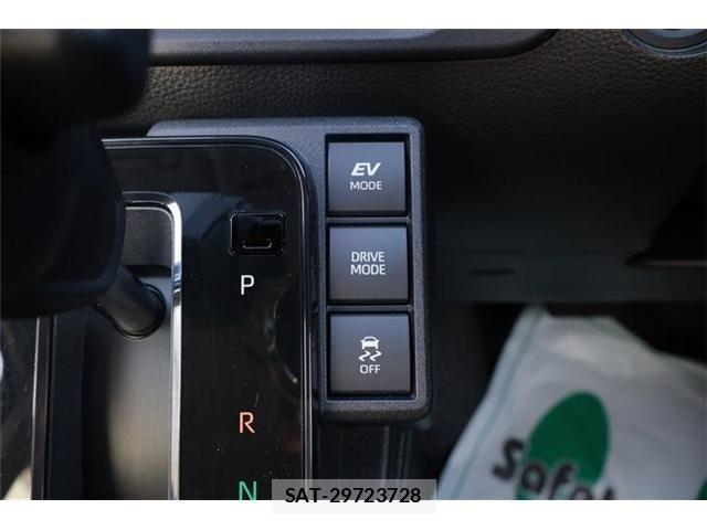Toyota SIENTA 2025-02 8146684-6