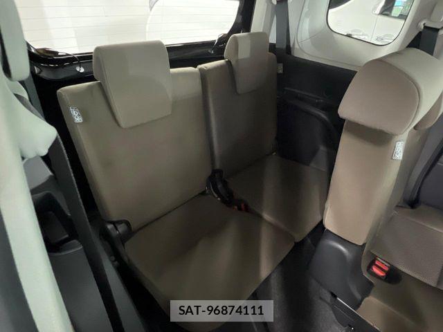 Toyota SIENTA 2023-06 8146691-9