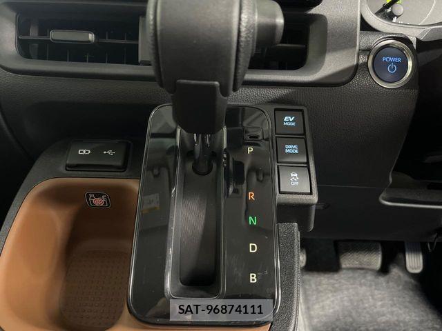 Toyota SIENTA 2023-06 8146691-14