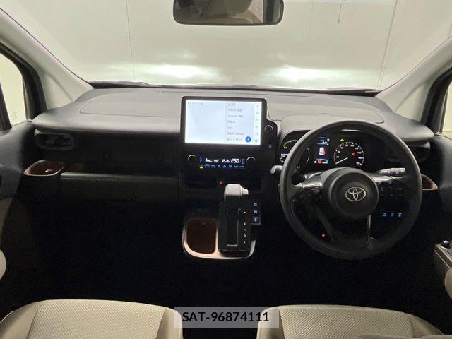 Toyota SIENTA 2023-06 8146691-1