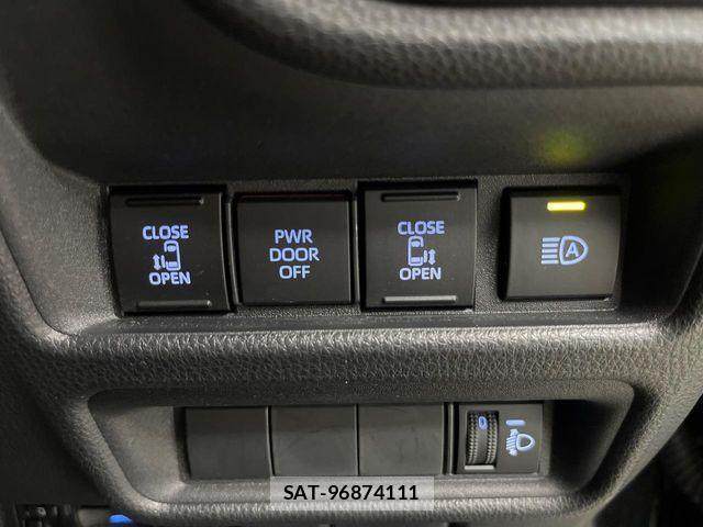 Toyota SIENTA 2023-06 8146691-5