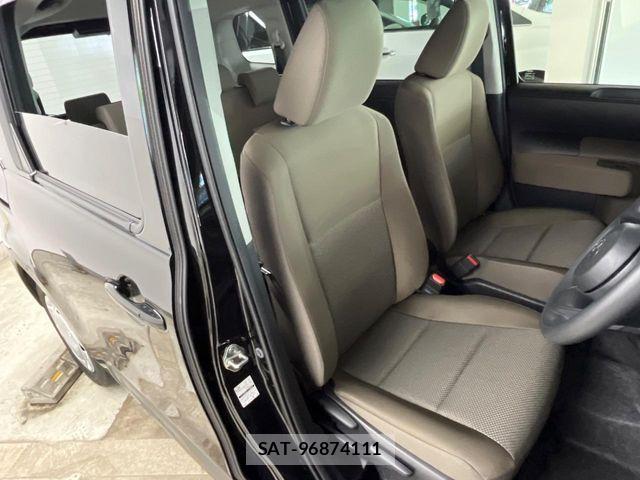 Toyota SIENTA 2023-06 8146691-7
