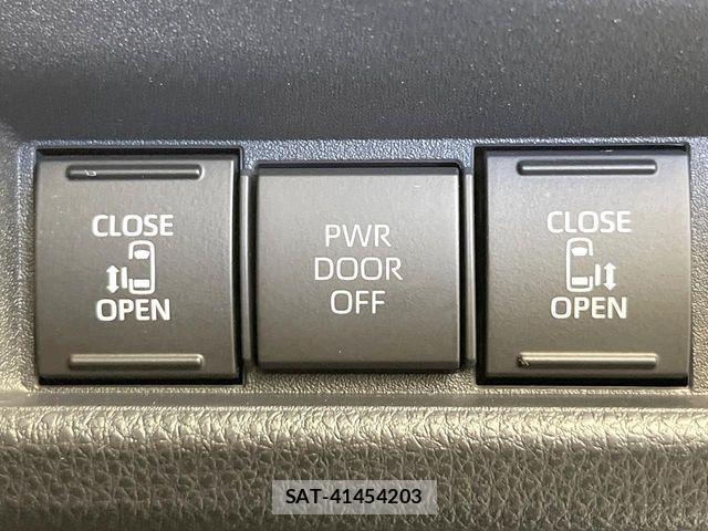 Toyota SIENTA 2023-05 8146689-4