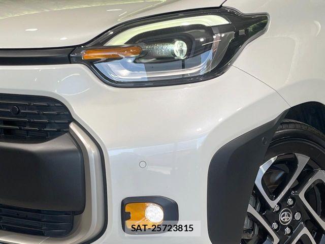 Toyota SIENTA 2022-08 8146690-11