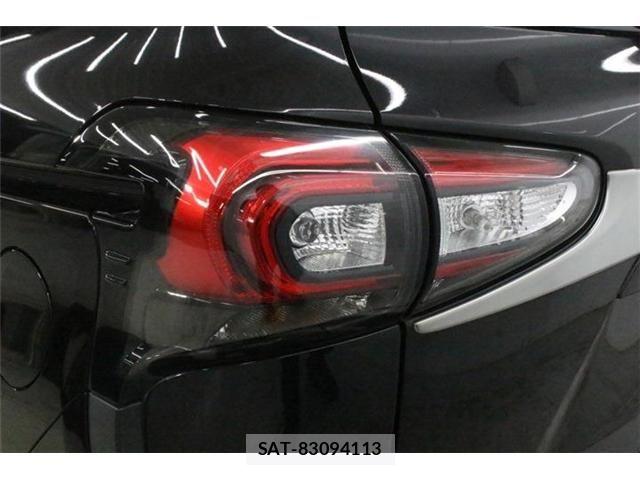 Toyota SIENTA 2021-10 8146695-17