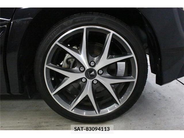 Toyota SIENTA 2021-10 8146695-24