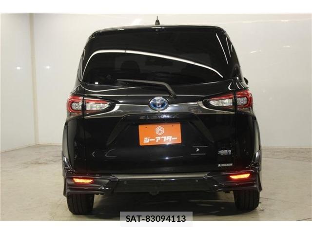 Toyota SIENTA 2021-10 8146695-5