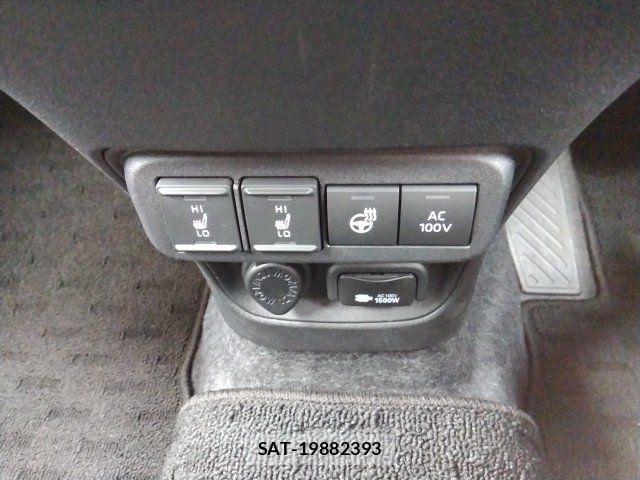Toyota SIENTA 2022-09 8146688-13