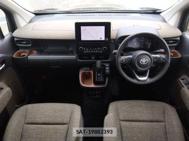 Toyota SIENTA 2022-09 8146688-1