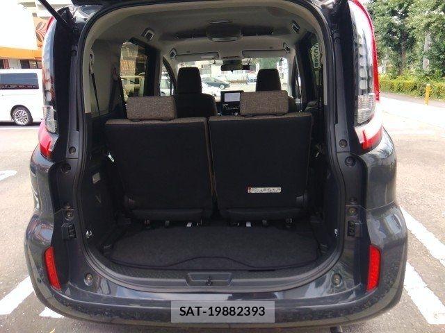 Toyota SIENTA 2022-09 8146688-24