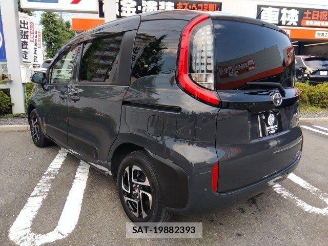 Toyota SIENTA 2022-09 8146688-27